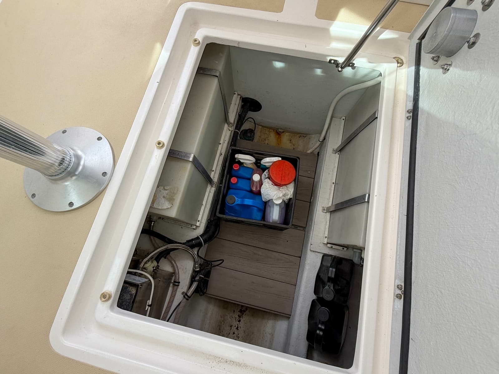 2004 Hunt Yachts SurfHunter 29