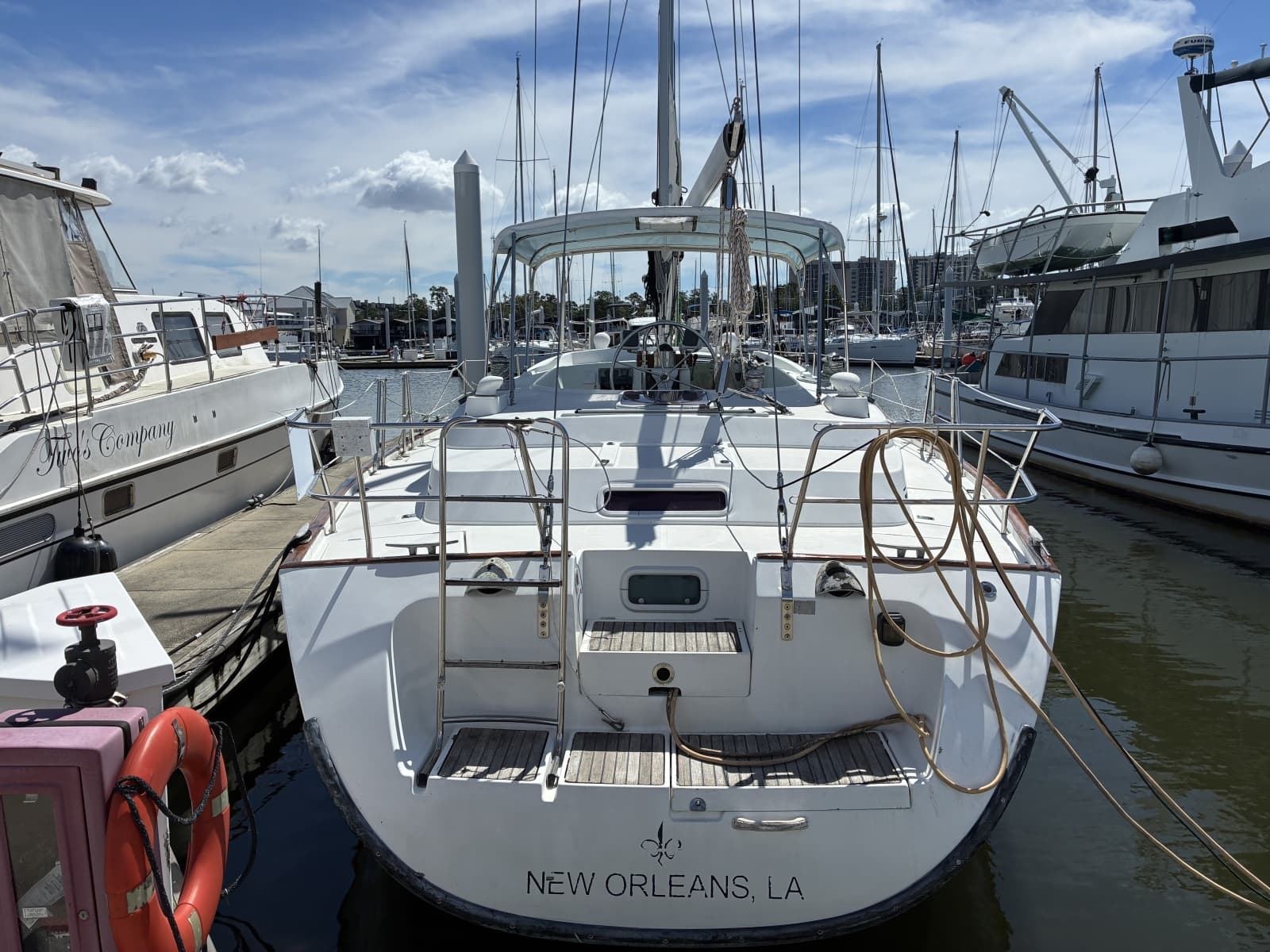 Beneteau 44 Center Cockpit