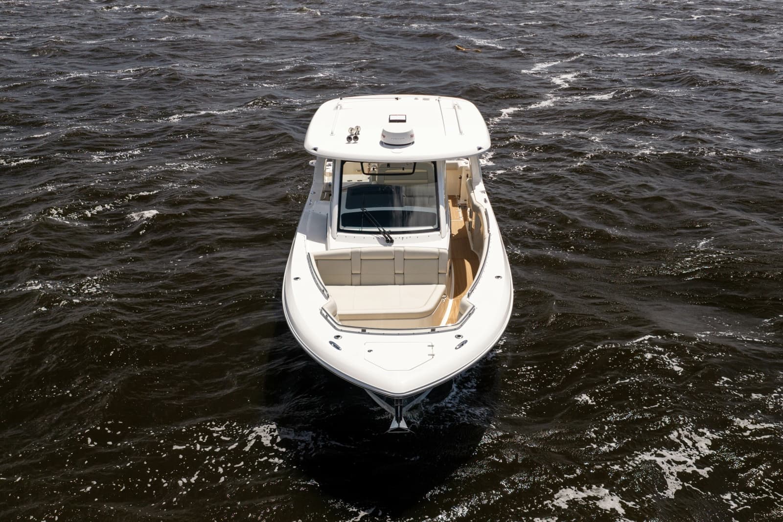2021 Boston Whaler Realm