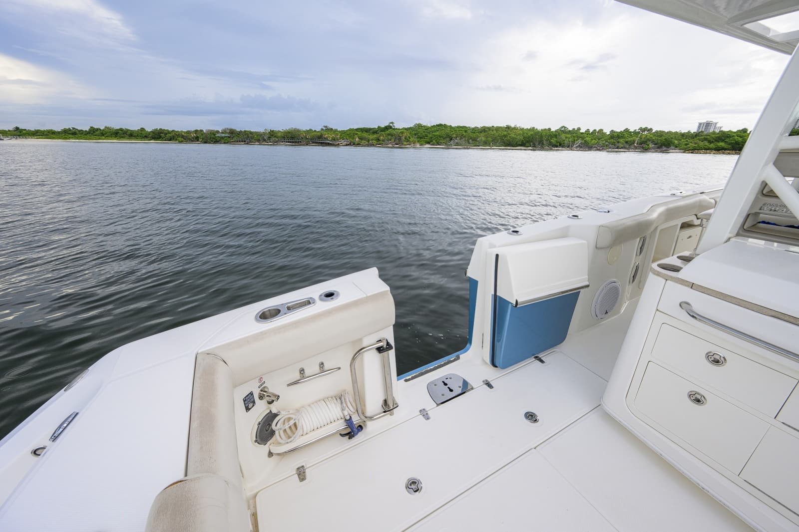2018 Boston Whaler 380 Outrage
