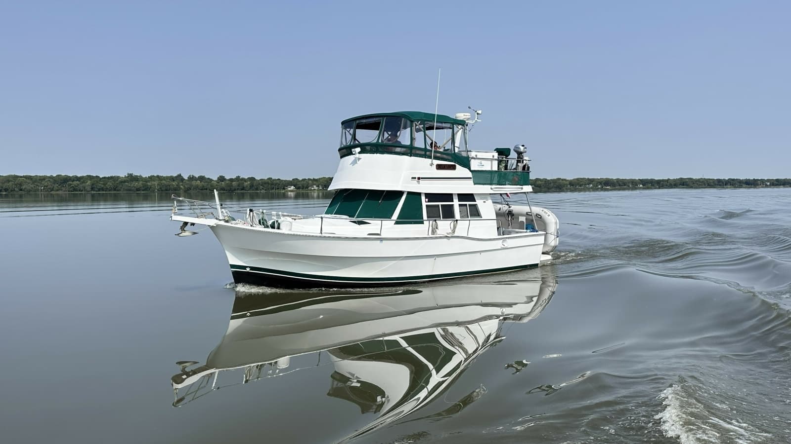 2002 Mainship 390