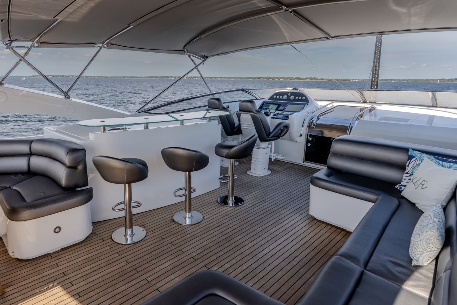 2004 Sunseeker 105 Yacht