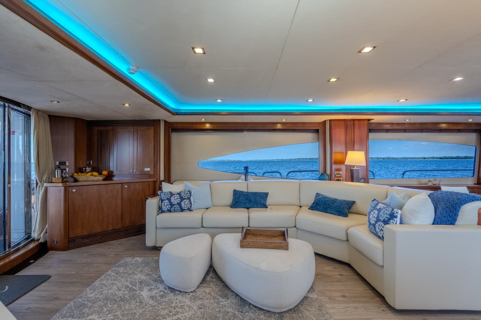 2004 Sunseeker 105 Yacht