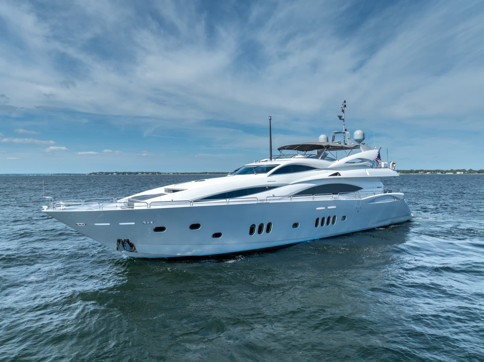 2004 Sunseeker 105 Yacht