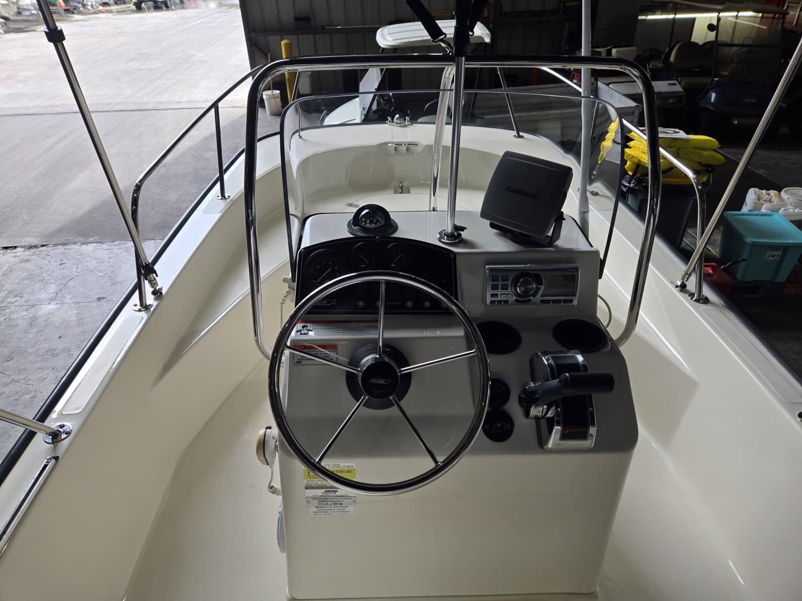 2010 Boston Whaler 170 Montauk