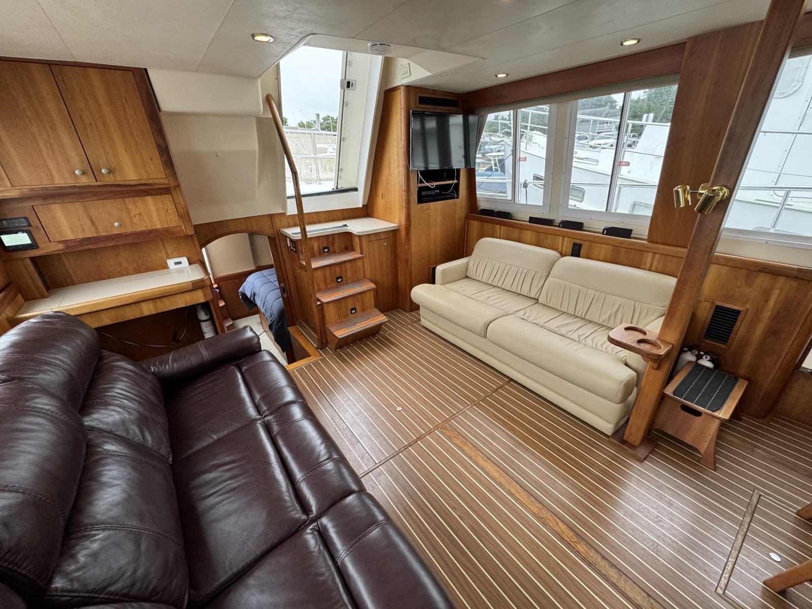 2004 Mainship 