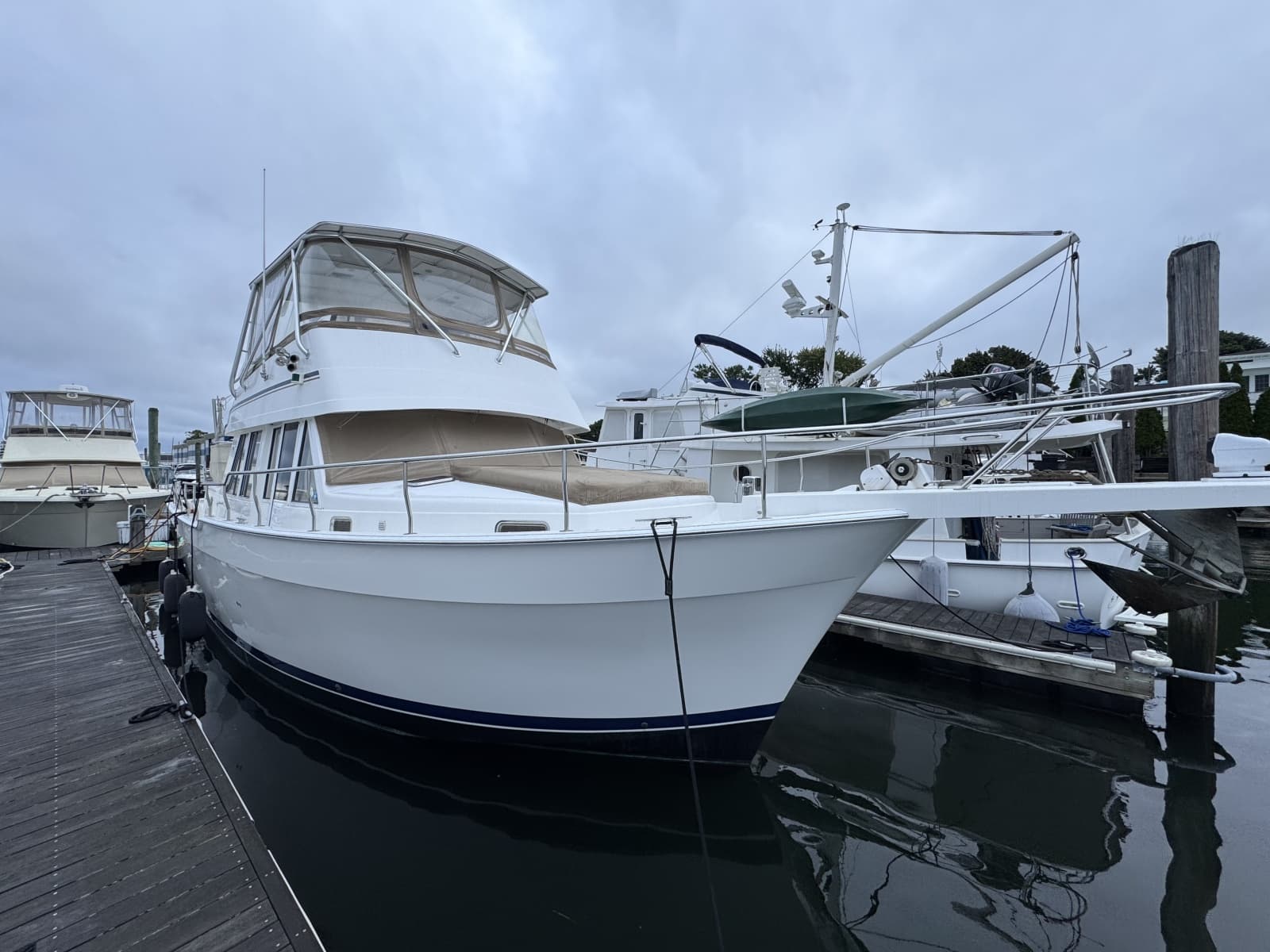 2004 Mainship 