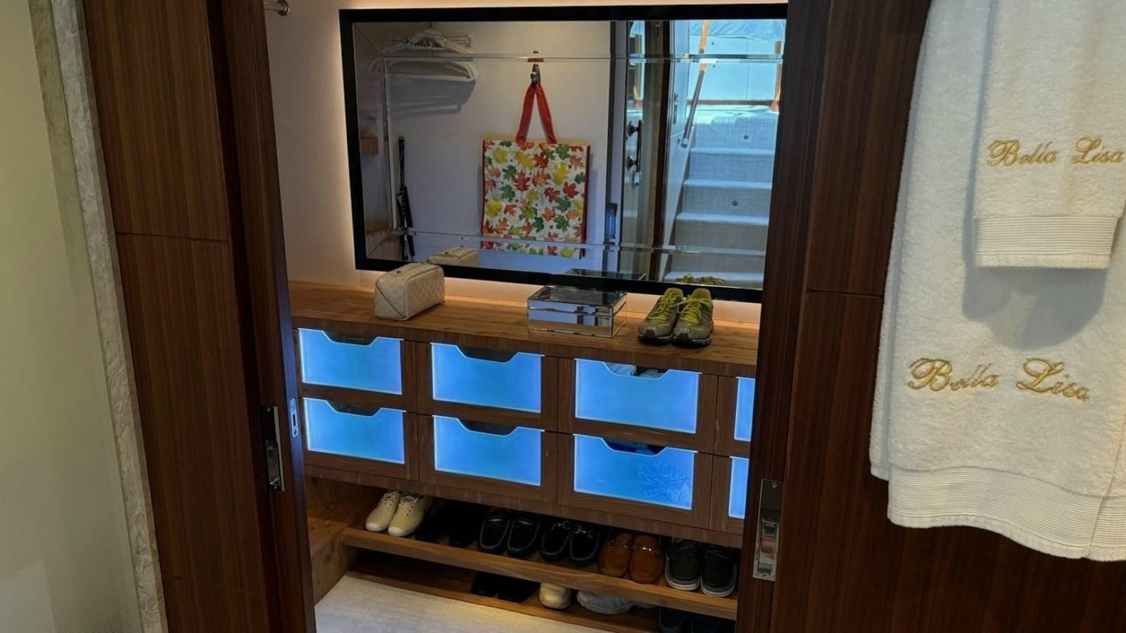 En-Suite Master Head - Main Deck Forward