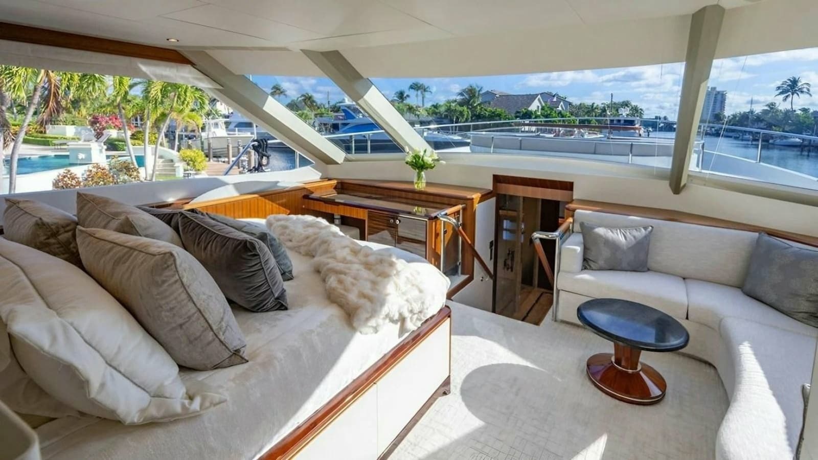 Master Stateroom - Main Deck Forward