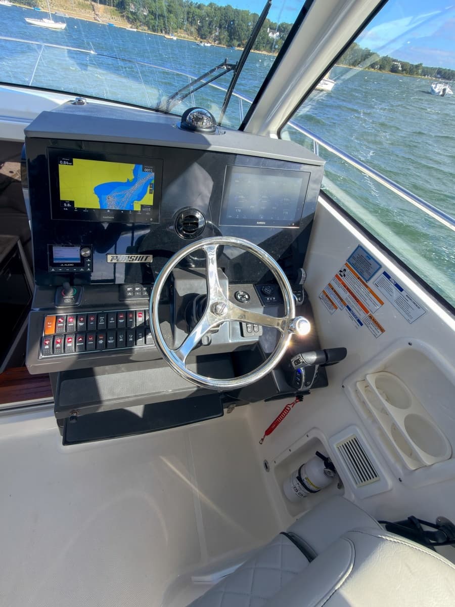 2023 Pursuit OS 325 Offshore