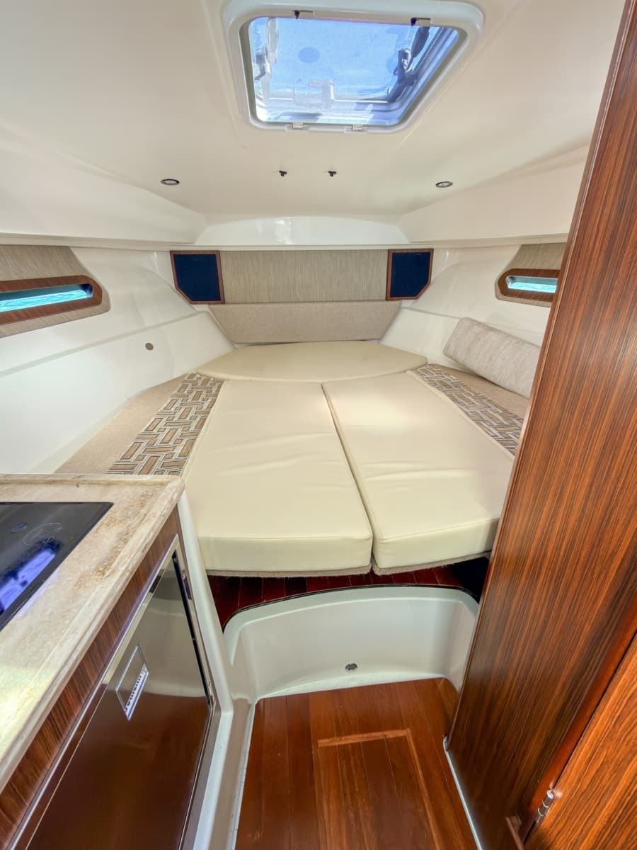 2023 Pursuit OS 325 Offshore