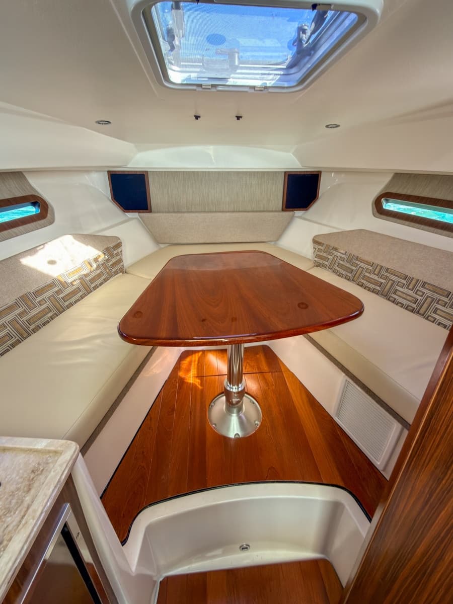 2023 Pursuit OS 325 Offshore