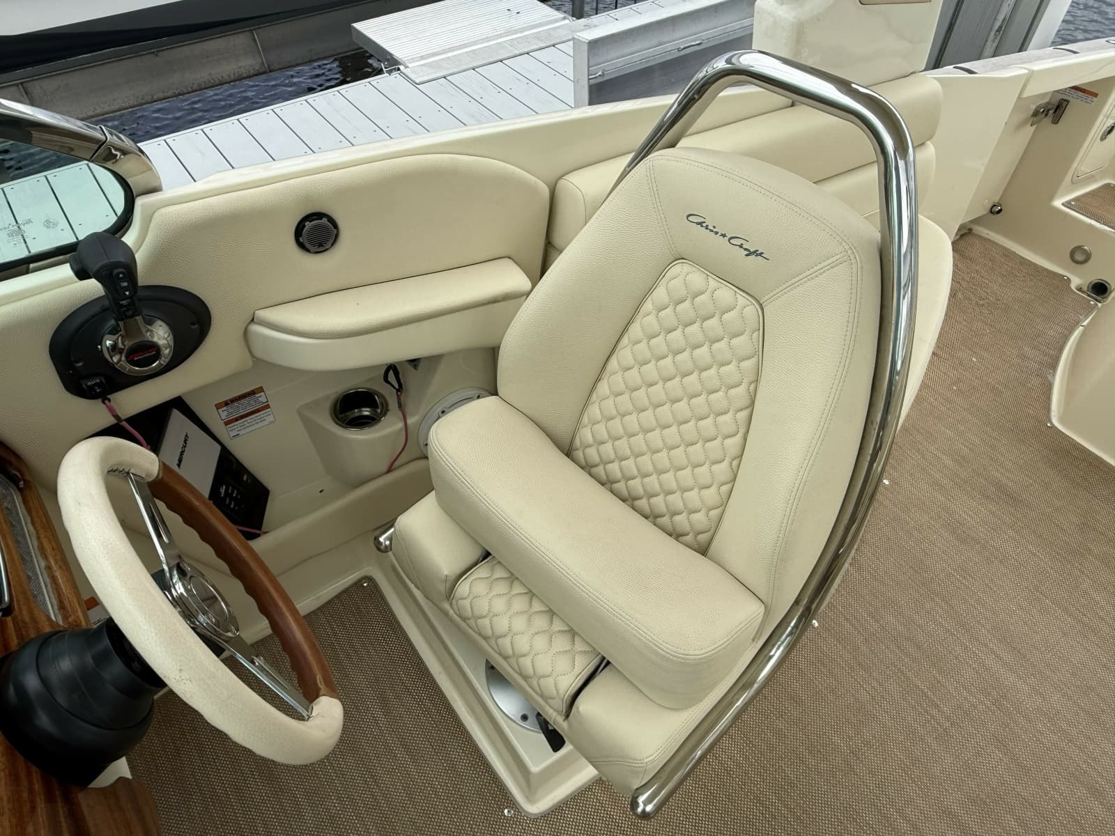 2022 Chris-Craft 