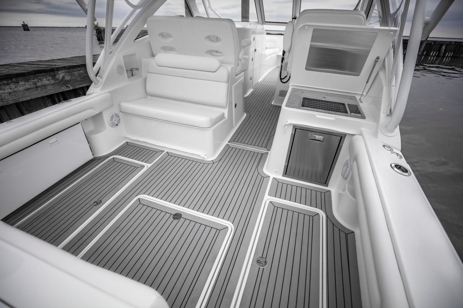 2027 Ablemarle 31 Dual Console