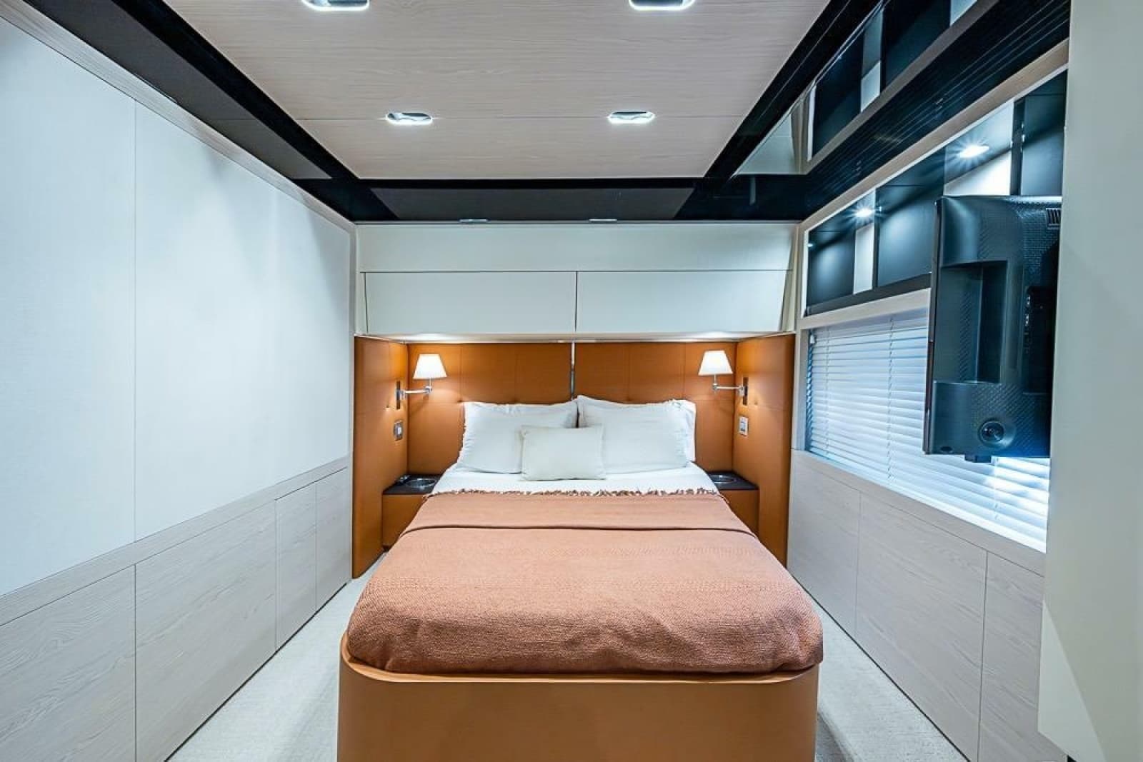2017 Azimut 80