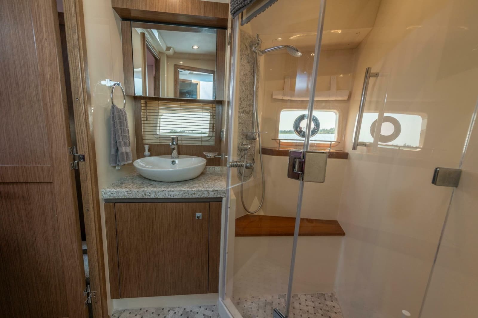 2017 Sea Ray 510 Fly