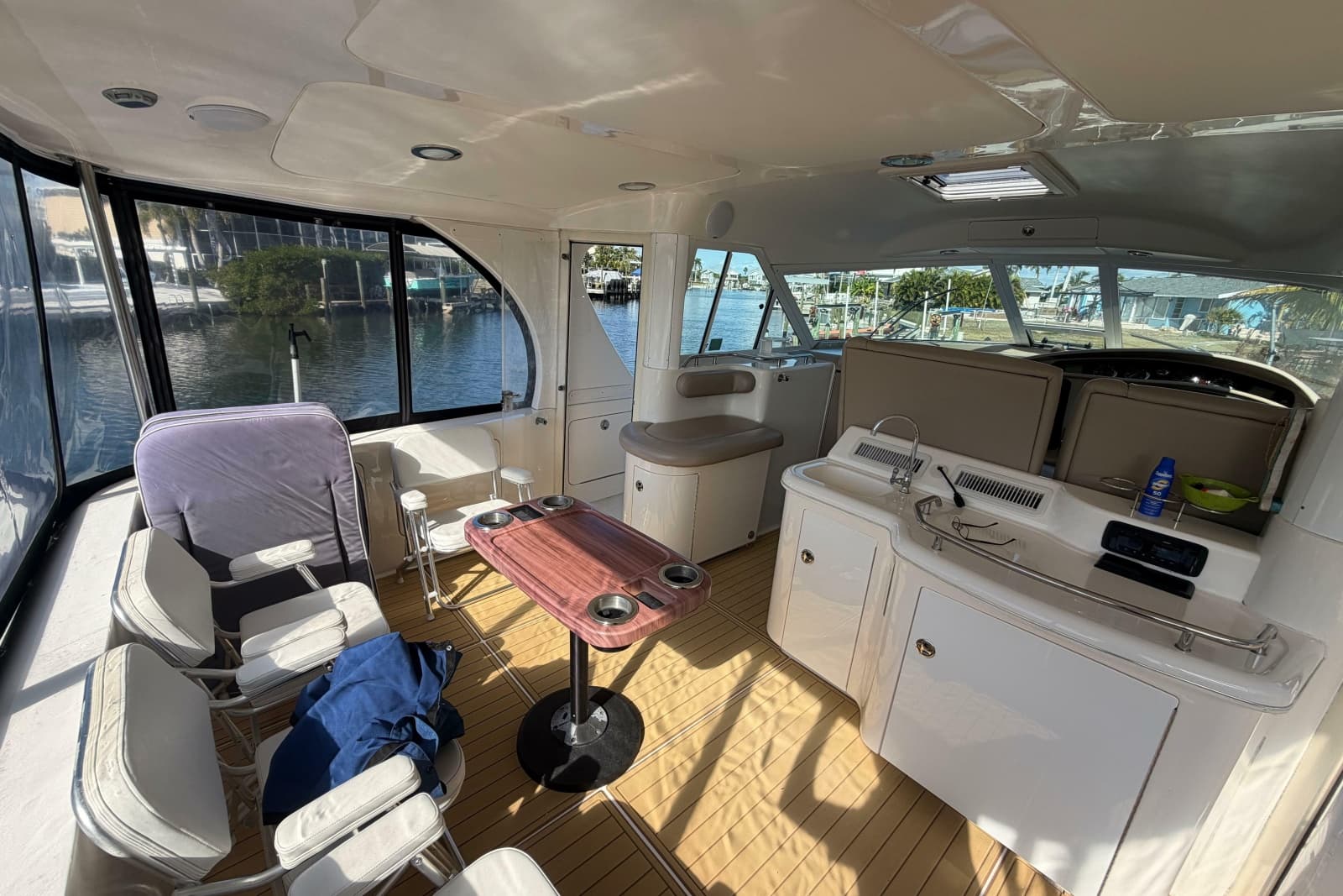 2002 Sea Ray 480 Motor Yacht