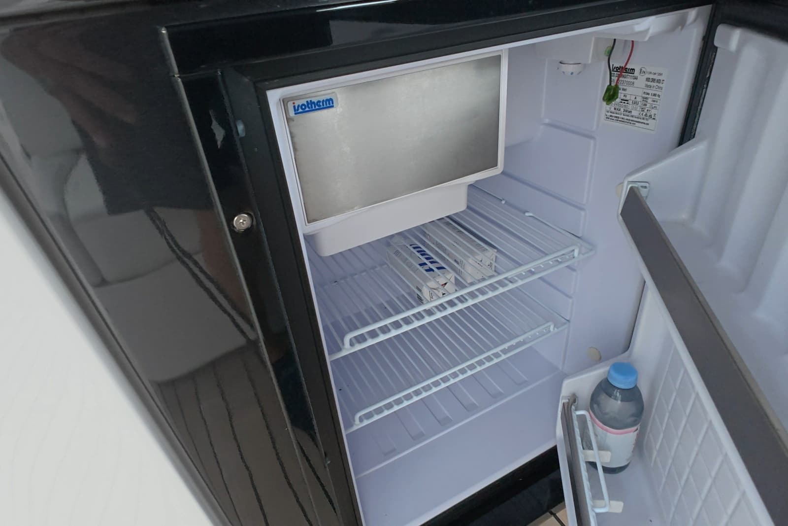 2025 Schaefer V44