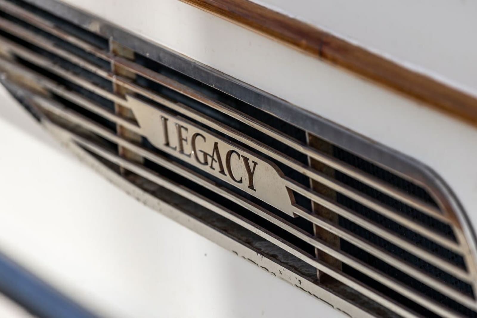 2007 Legacy Yachts 32