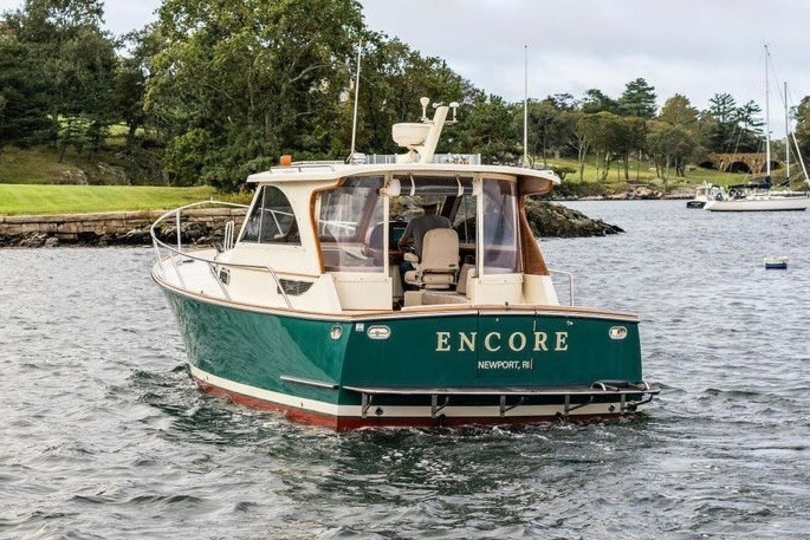 2007 Legacy Yachts 32