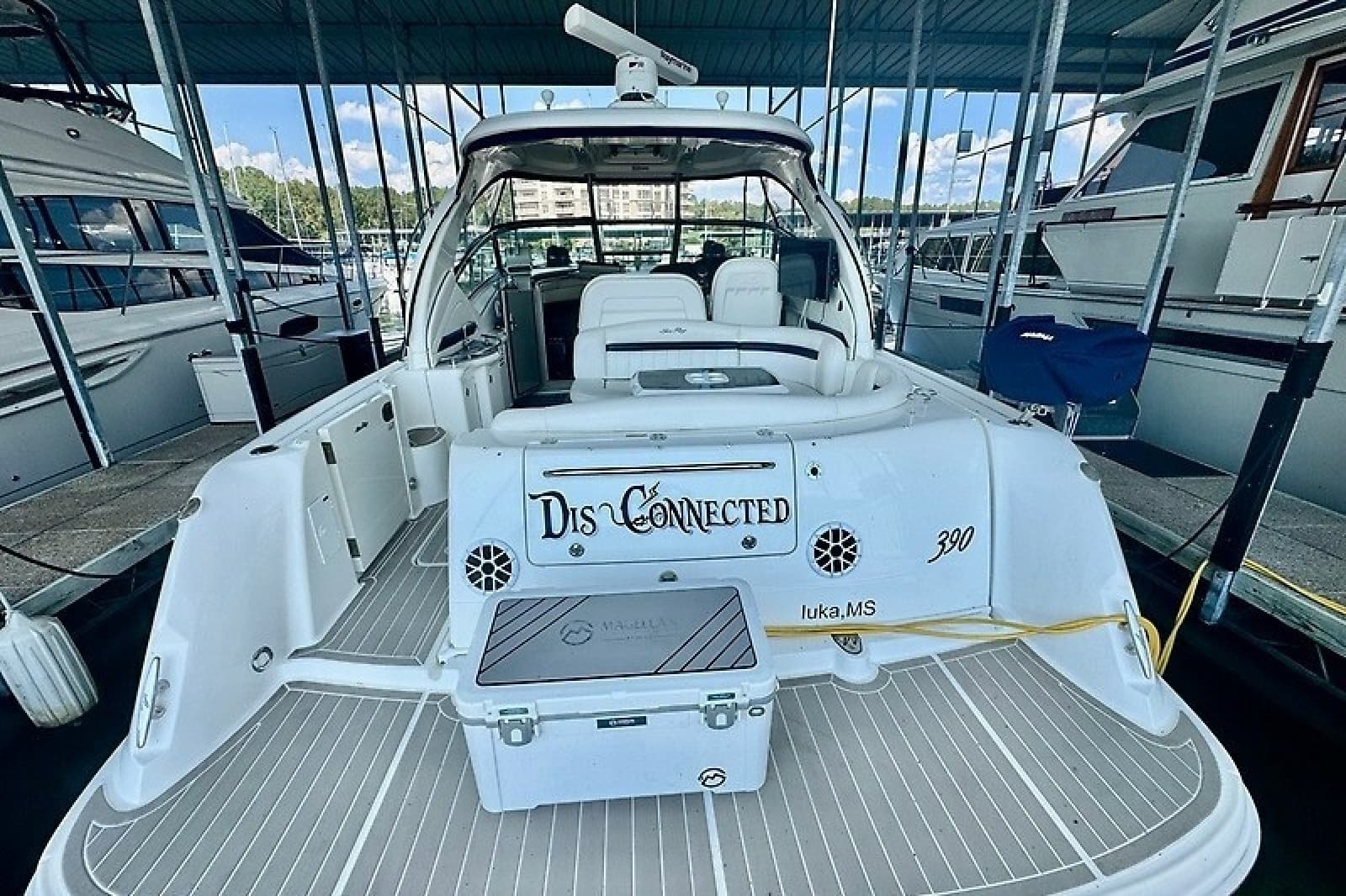 2005 Sea Ray 390 Sundancer