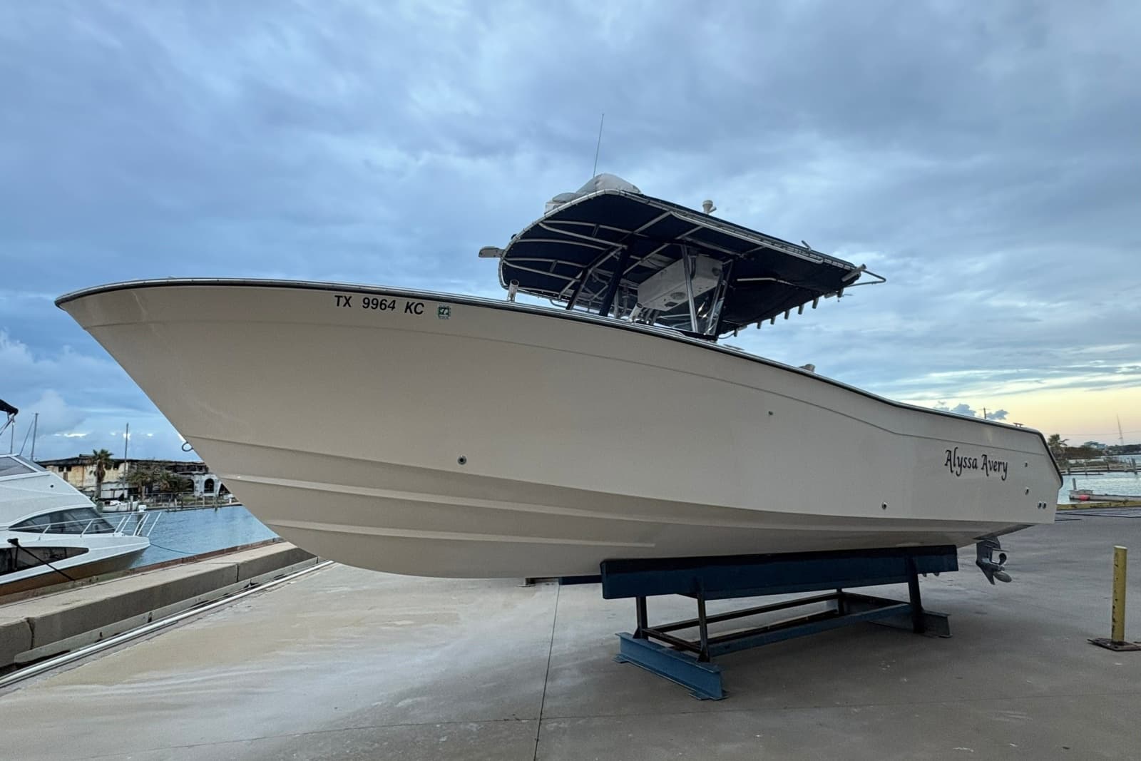 2004 Grady-White Bimini 306
