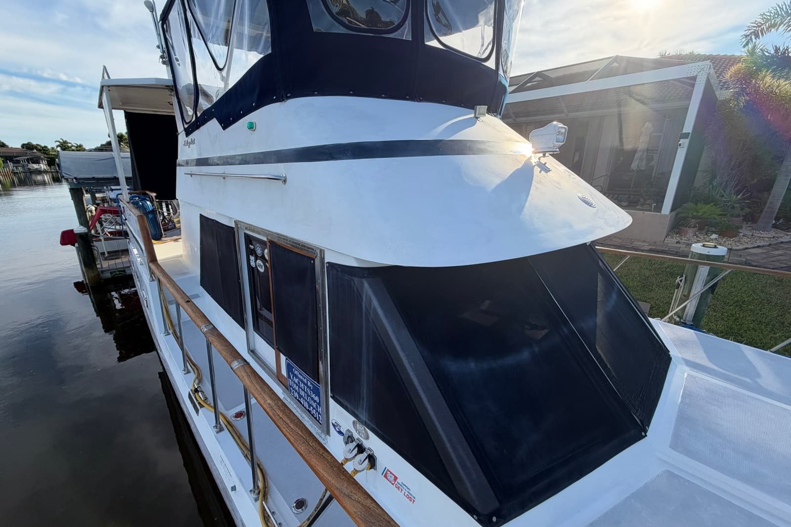 1998 Heritage East 36 Sundeck Trawler