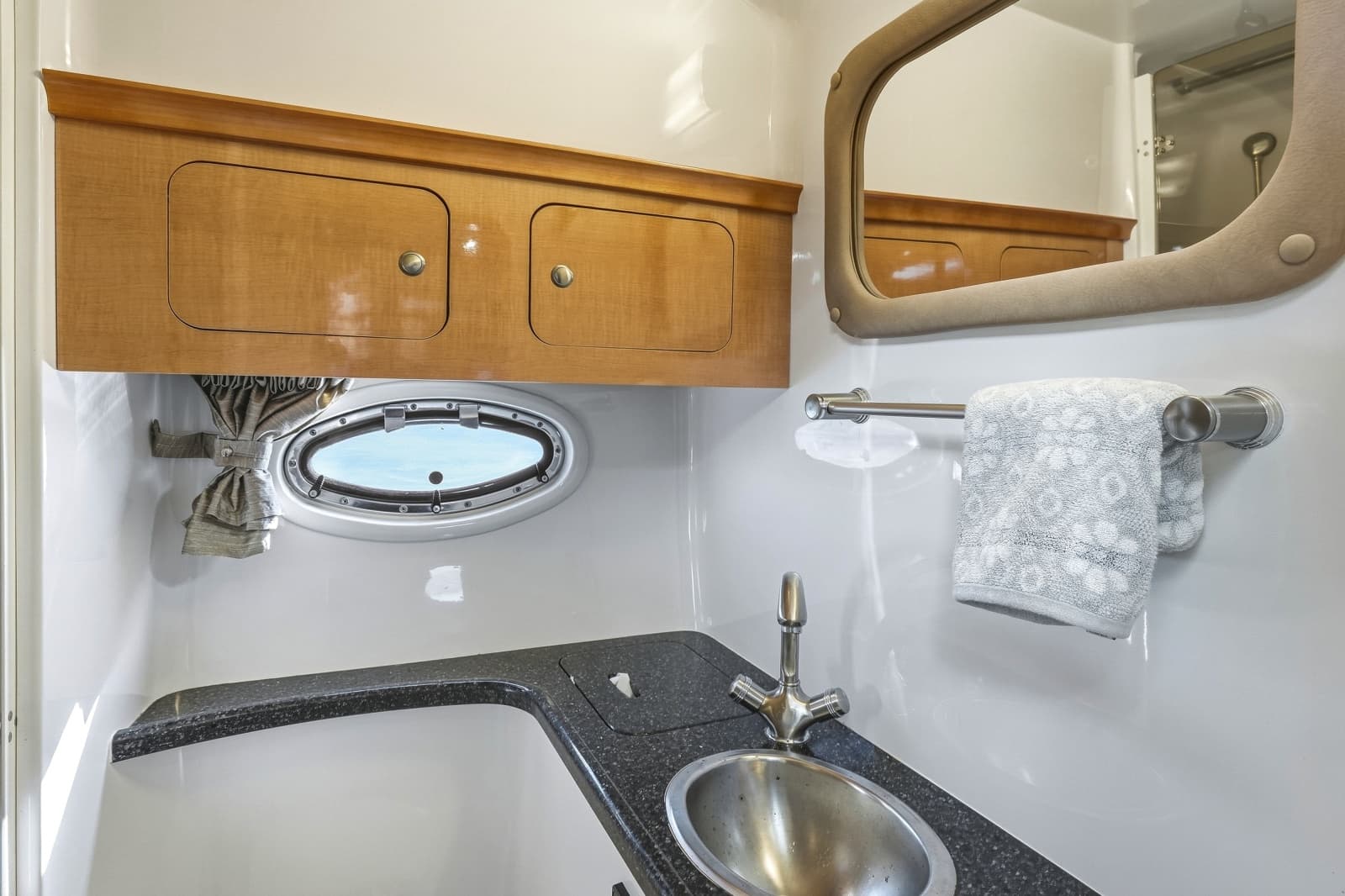 2014 Rinker 400 Express