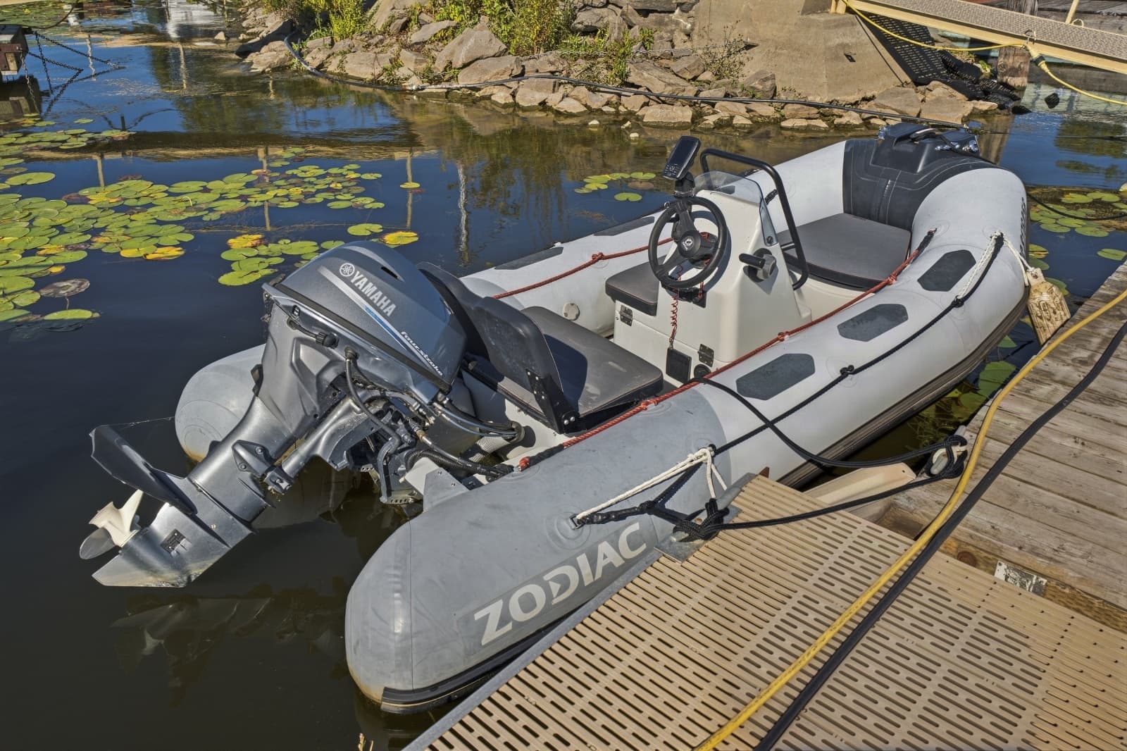 2014 Rinker 400 Express
