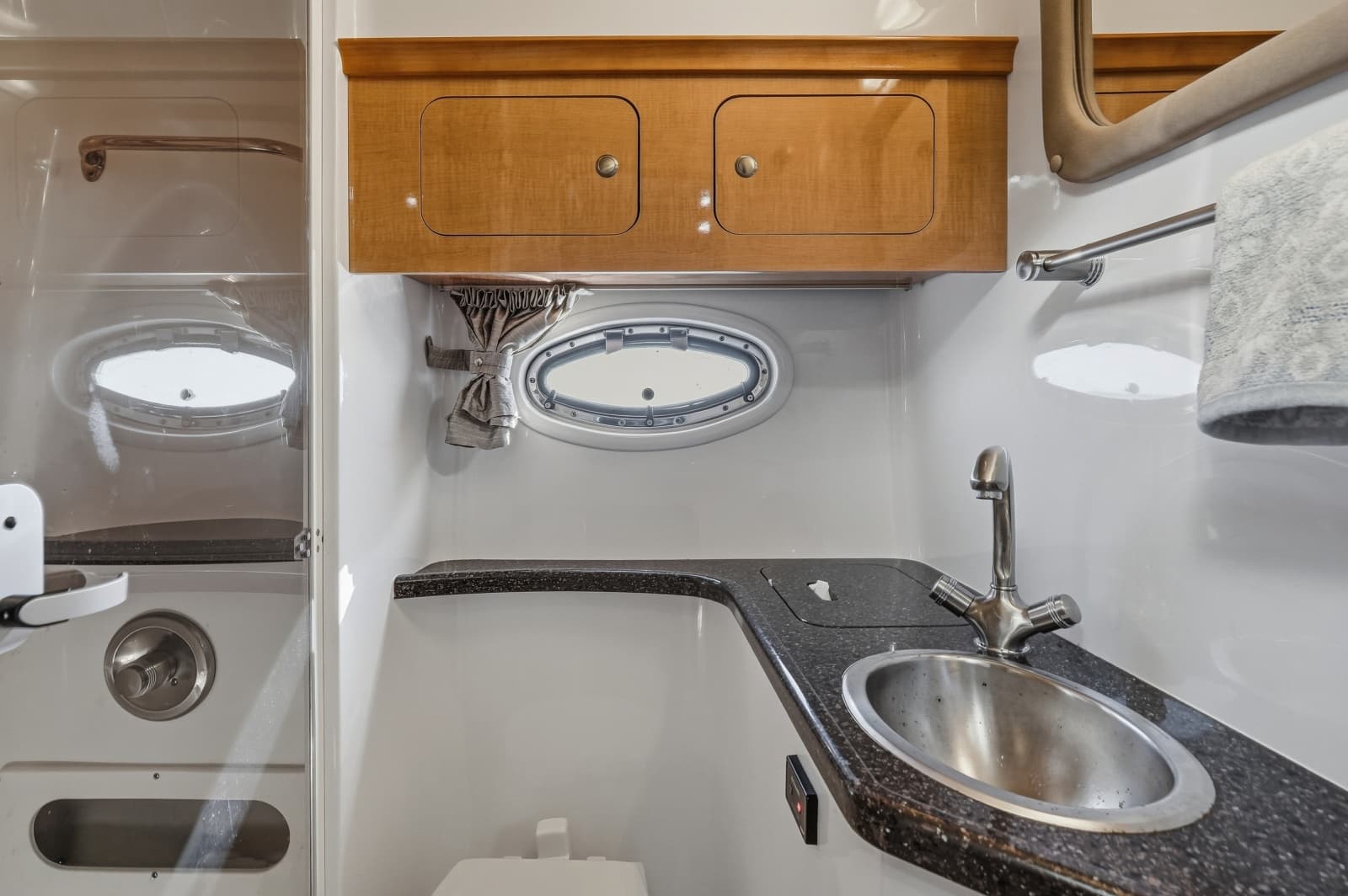 2014 Rinker 400 Express