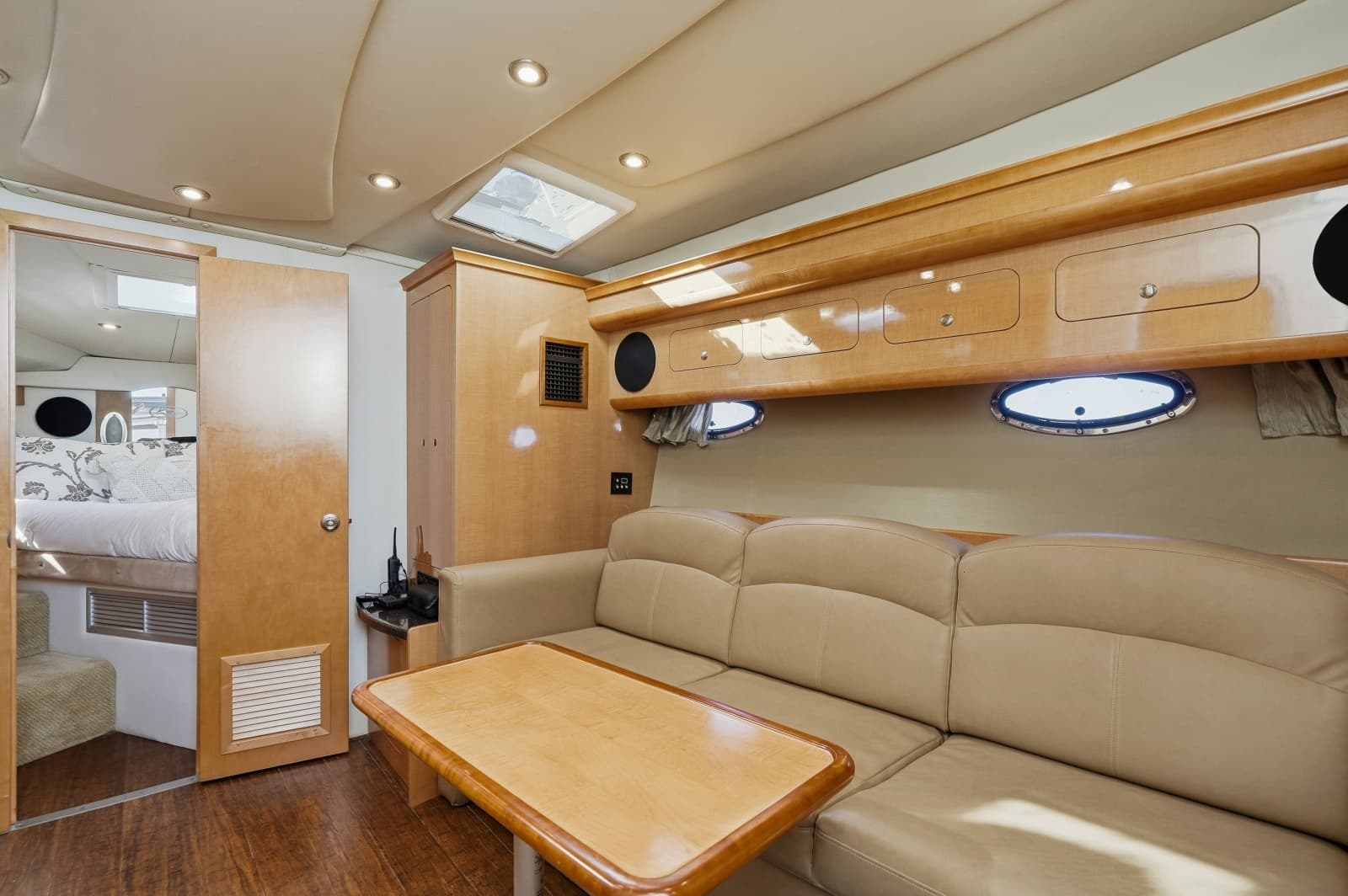 2014 Rinker 400 Express