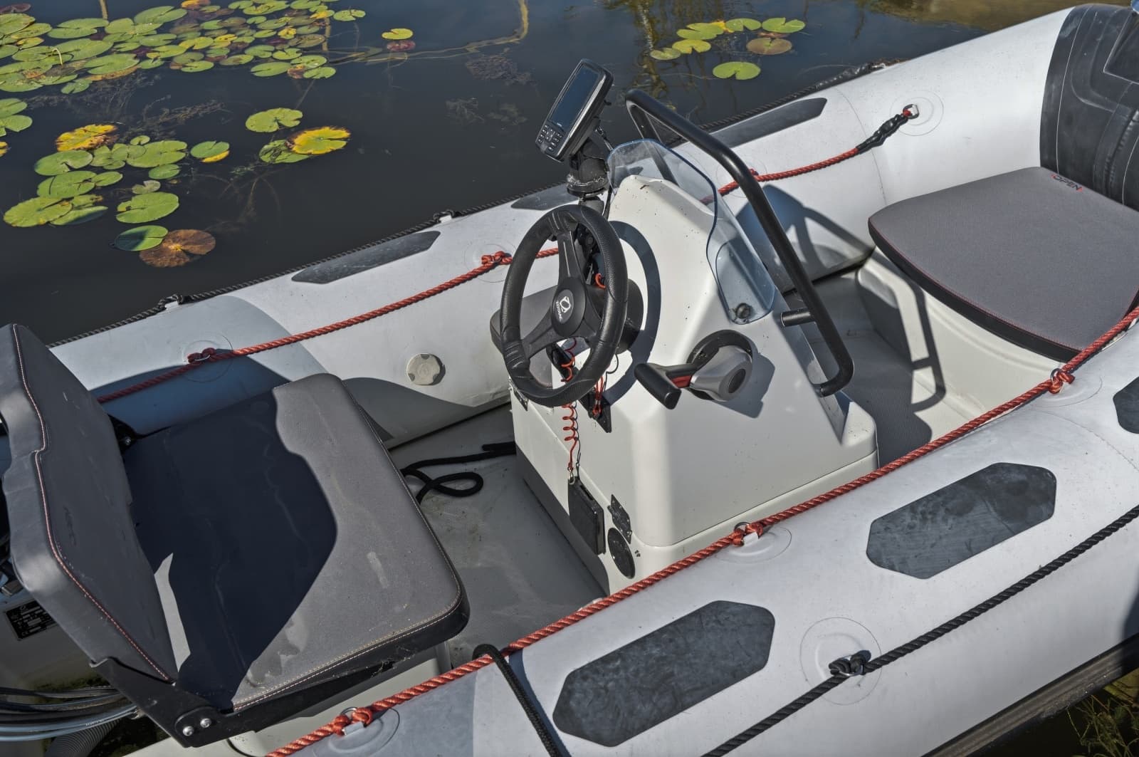 2014 Rinker 400 Express