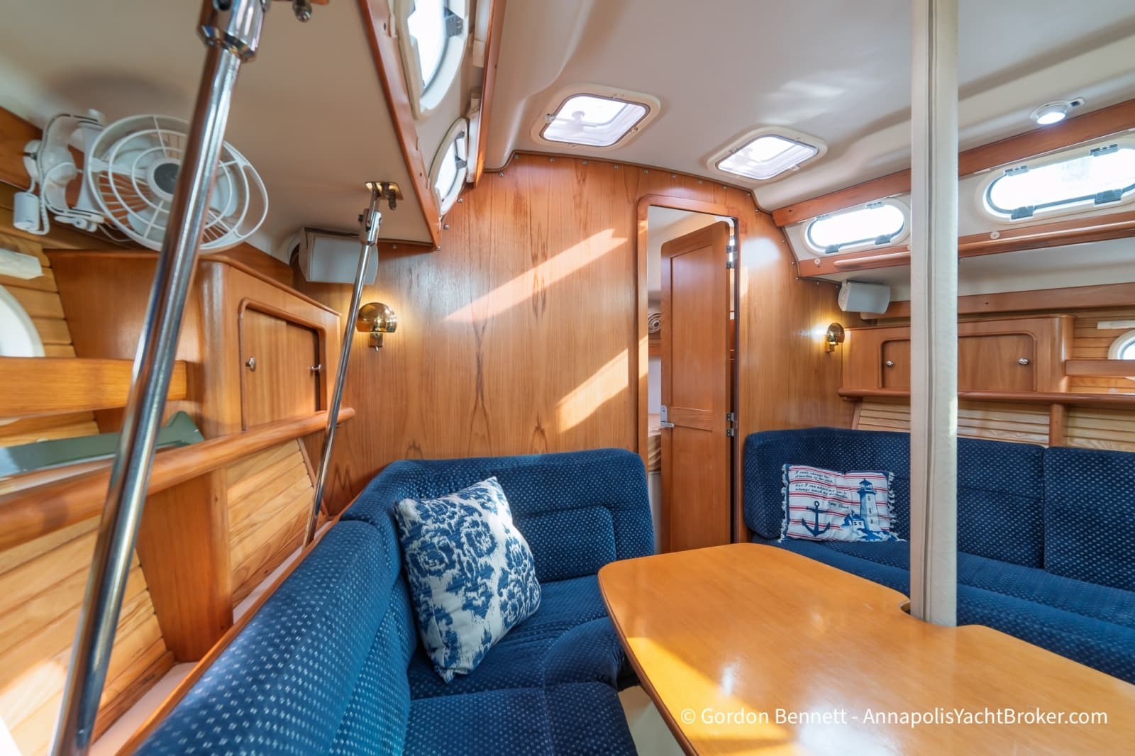 2003 Catalina 380