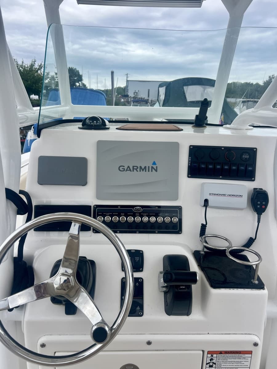 2018 Sea Fox 249 Avenger