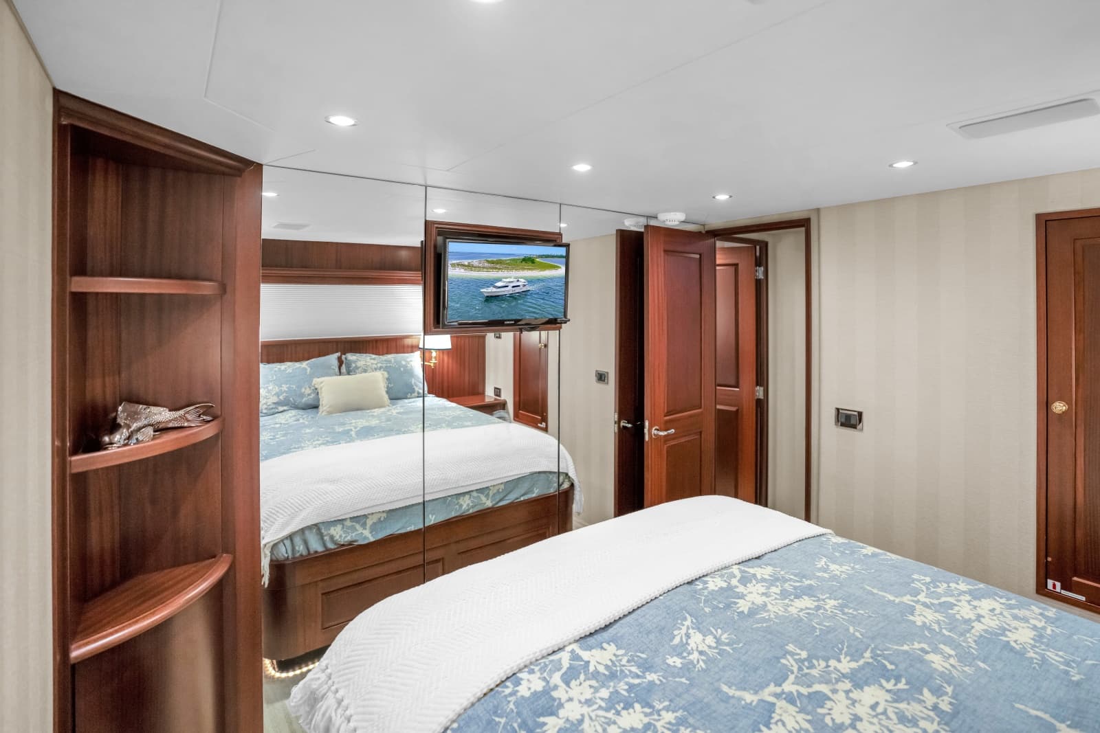 85 Pacific Mariner CABANA
