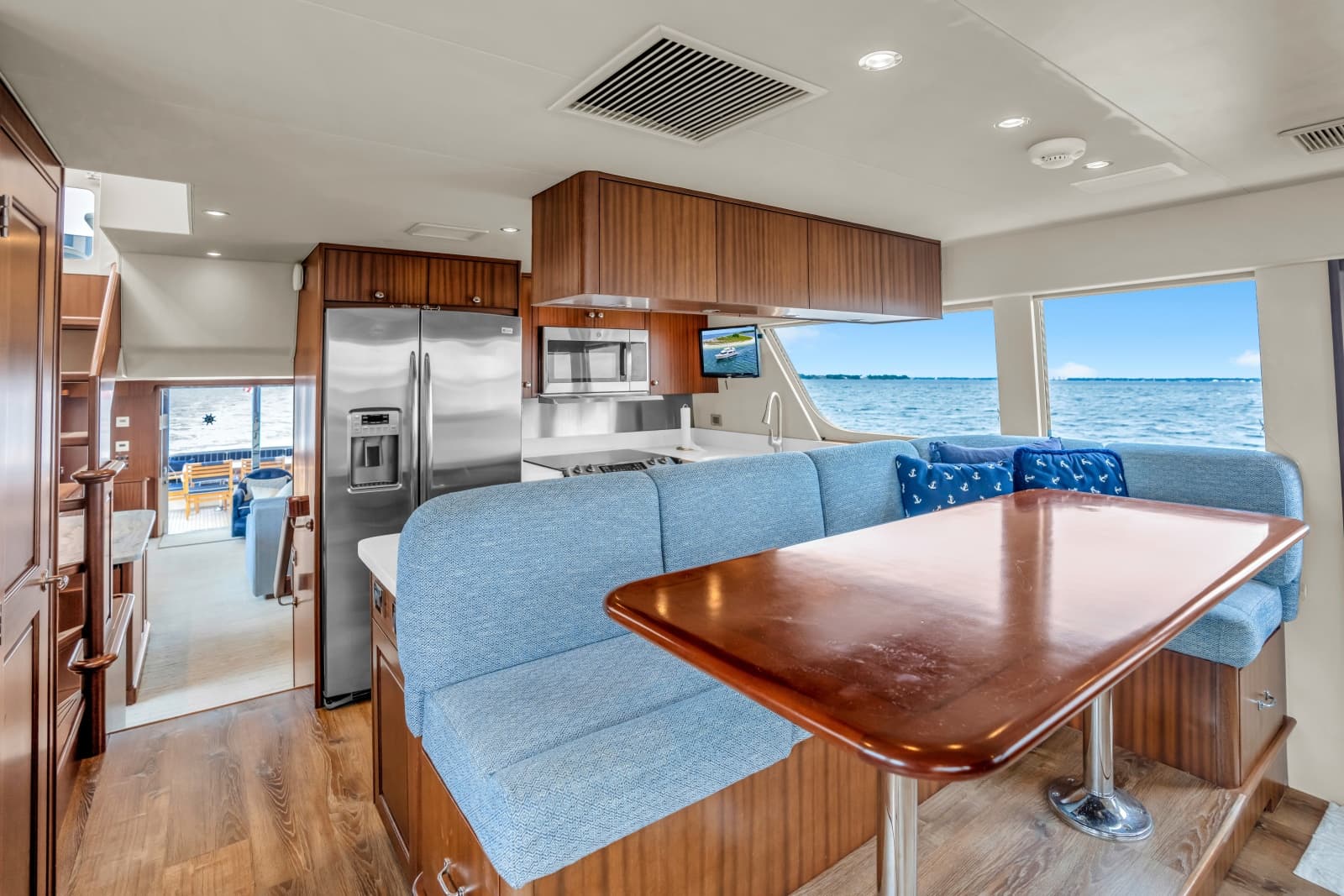 85 Pacific Mariner CABANA