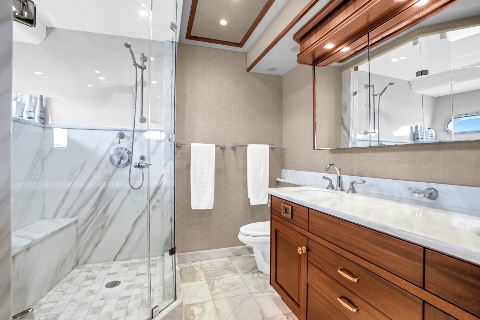 85 Pacific Mariner CABANA