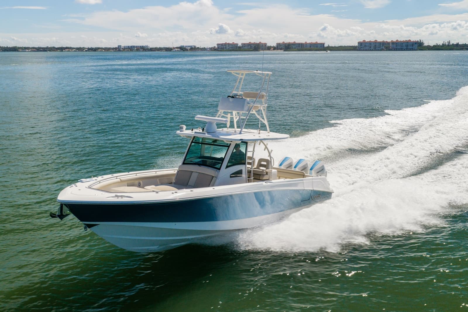 2017 Boston Whaler 370 Outrage