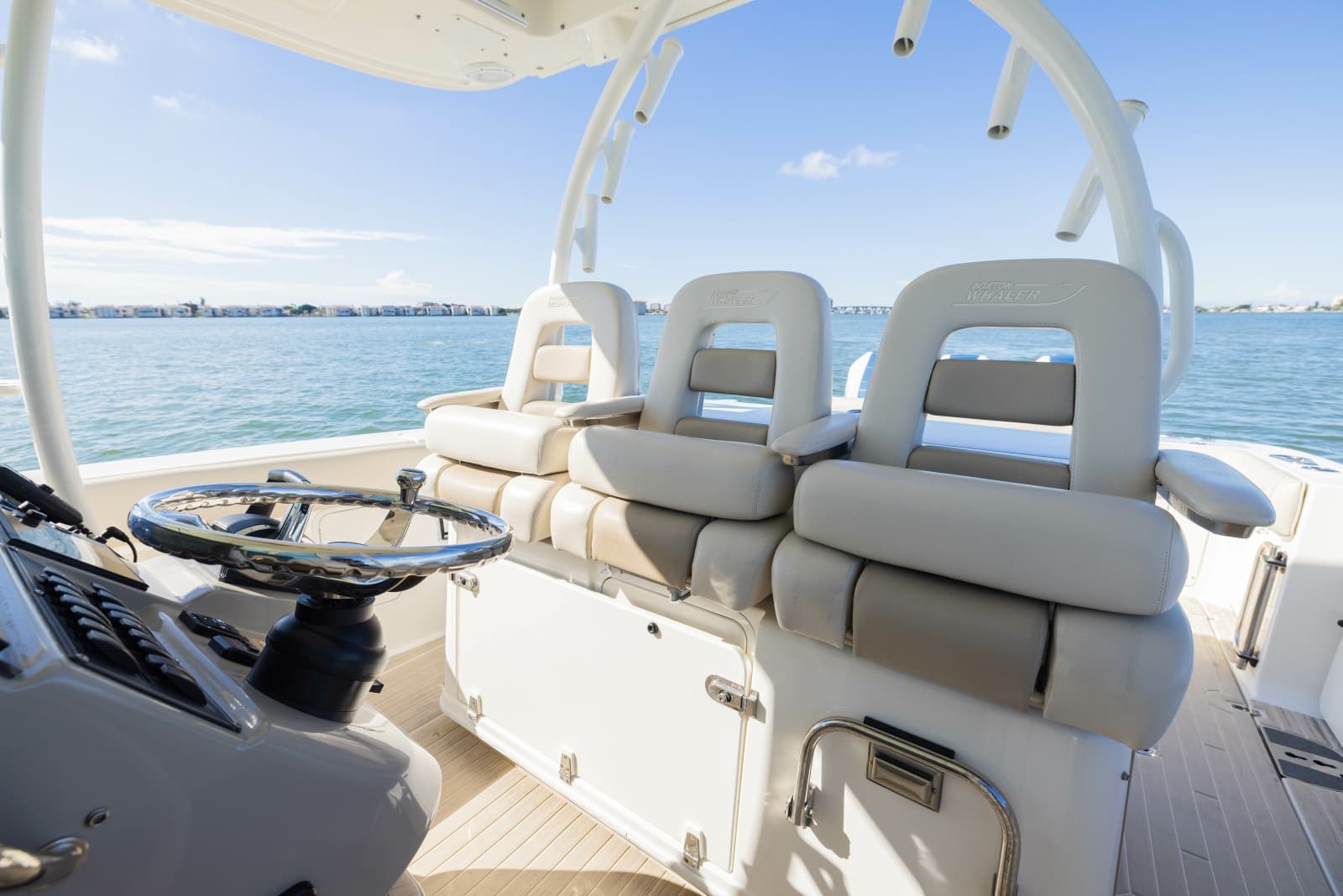 2017 Boston Whaler 370 Outrage