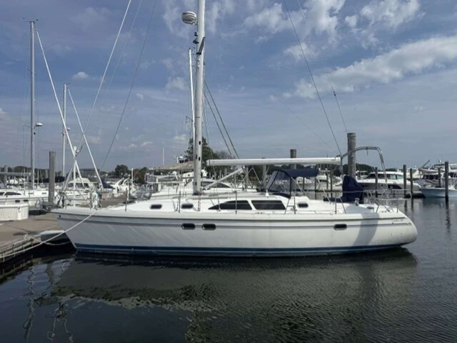2009 Catalina 387