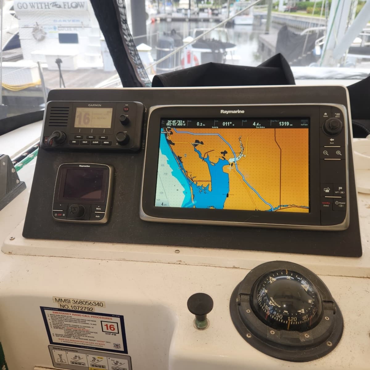 19 Cockpit Helm Electronics