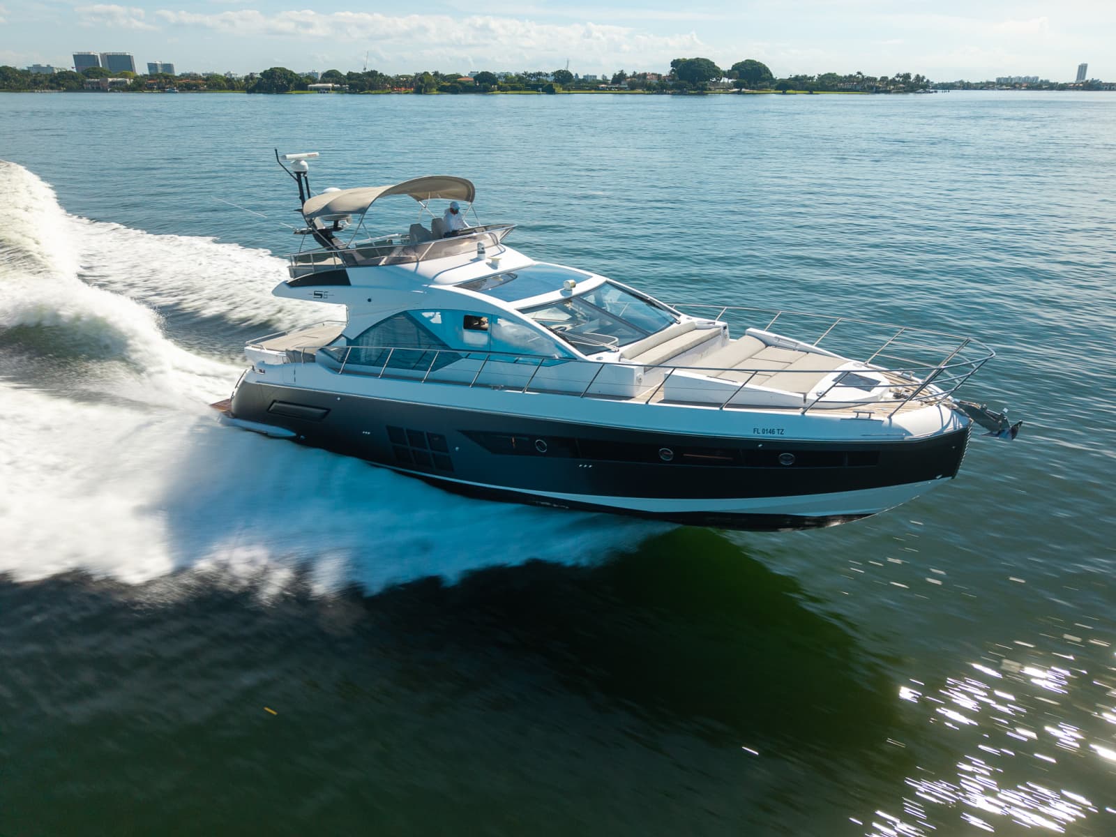 2022 Azimut S6