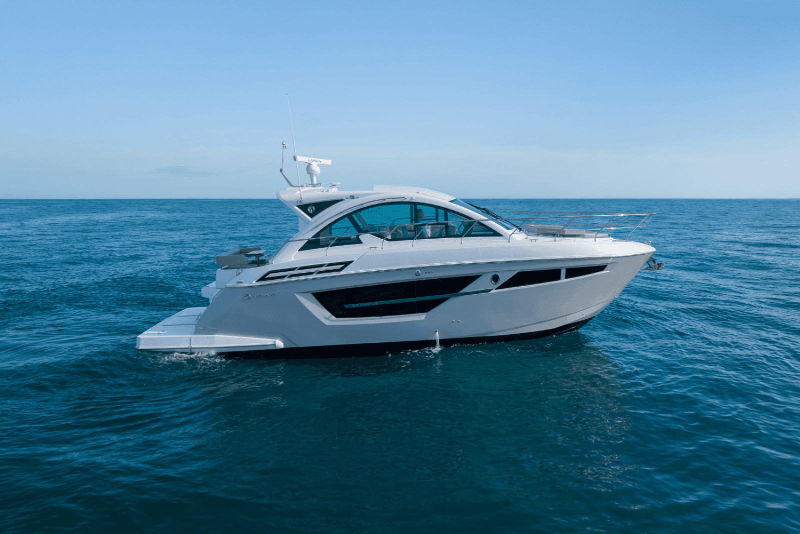 2025 Cruisers Yachts 50 Cantius