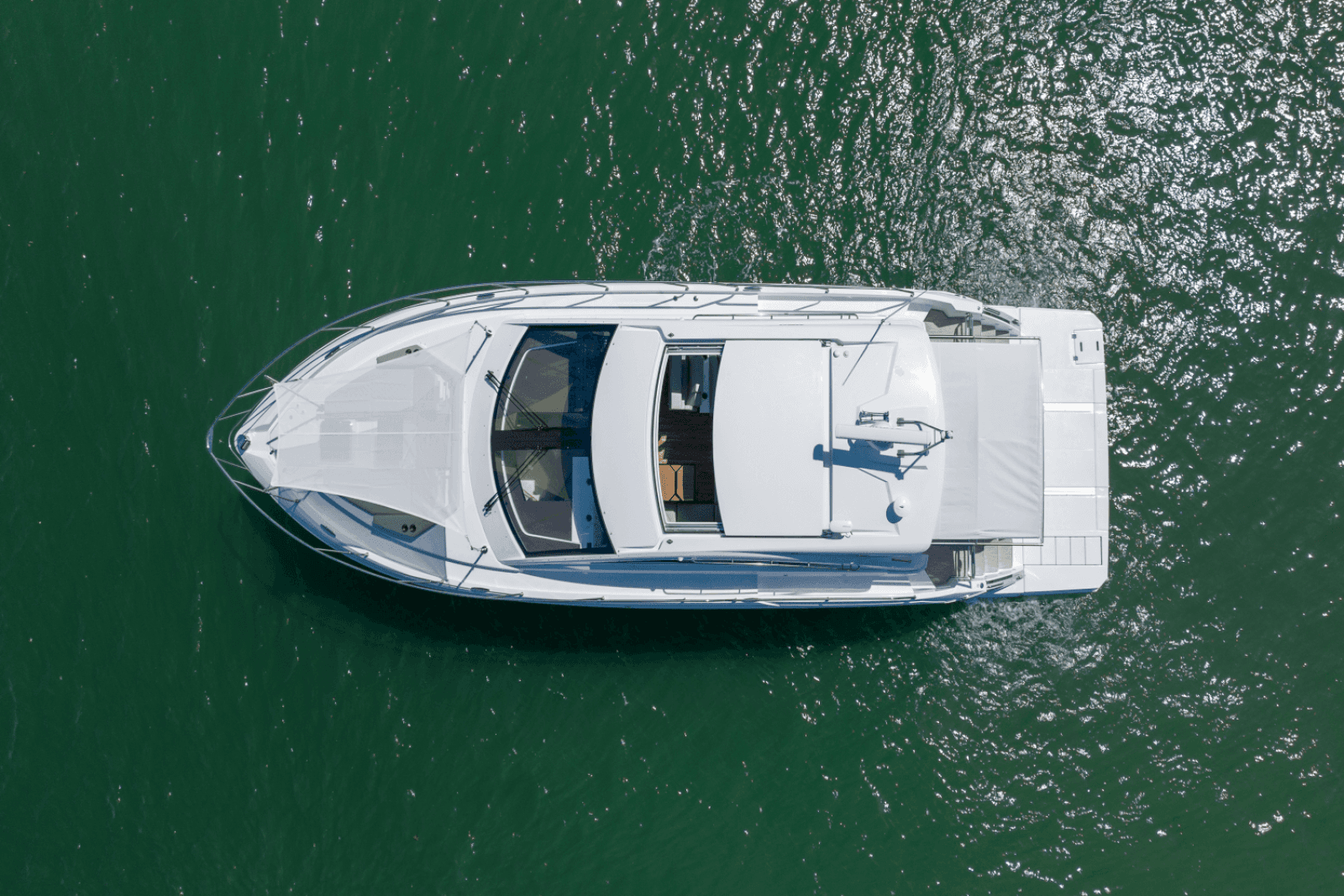 2025 Cruisers Yachts 50 Cantius