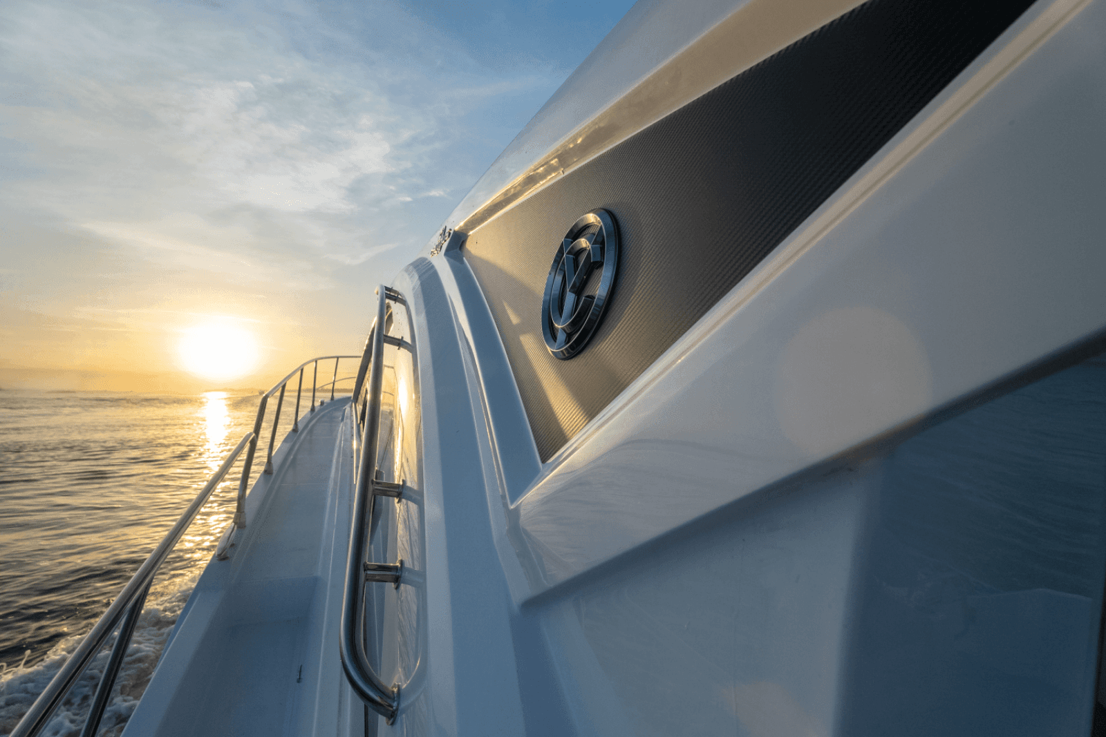 2025 Cruisers Yachts 50 Cantius