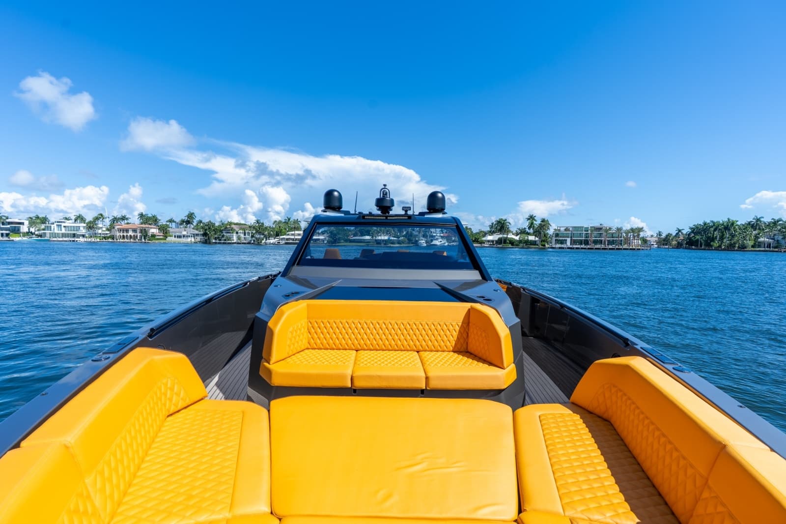 2026 Vanquish Yachts 55 Veloce