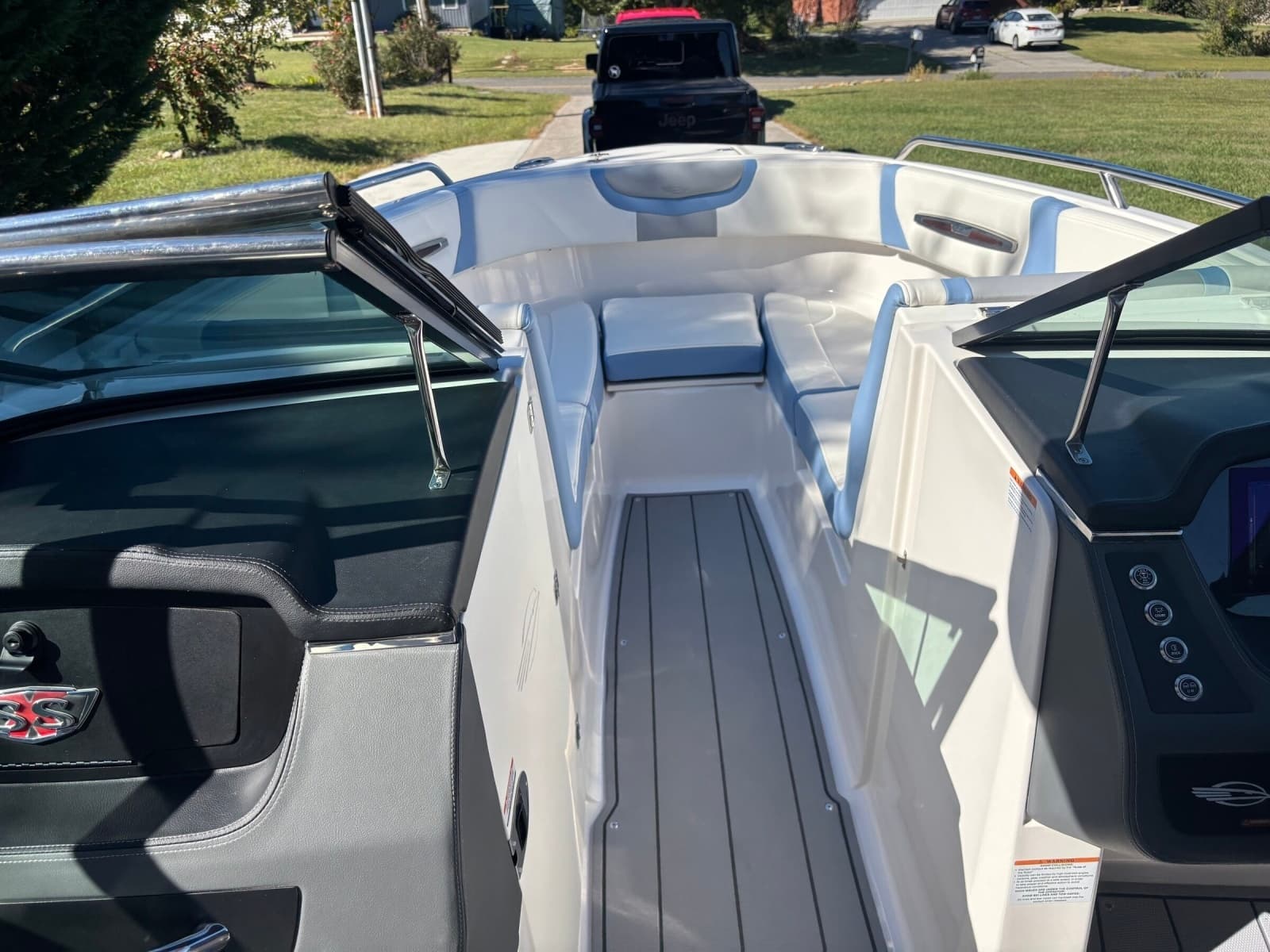 2023 Chaparral 247 SSX