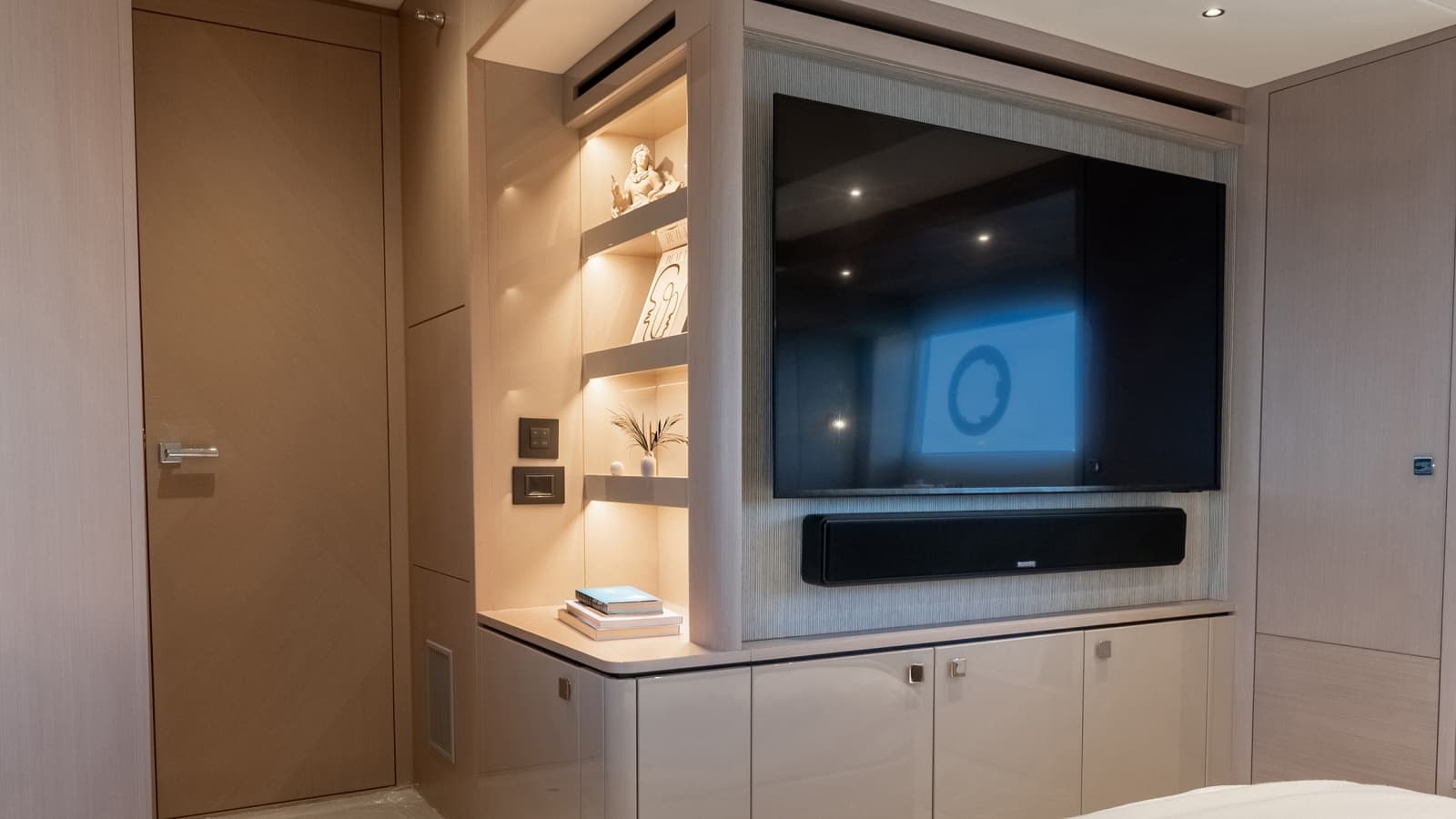 2027 Sunseeker 56 Manhattan