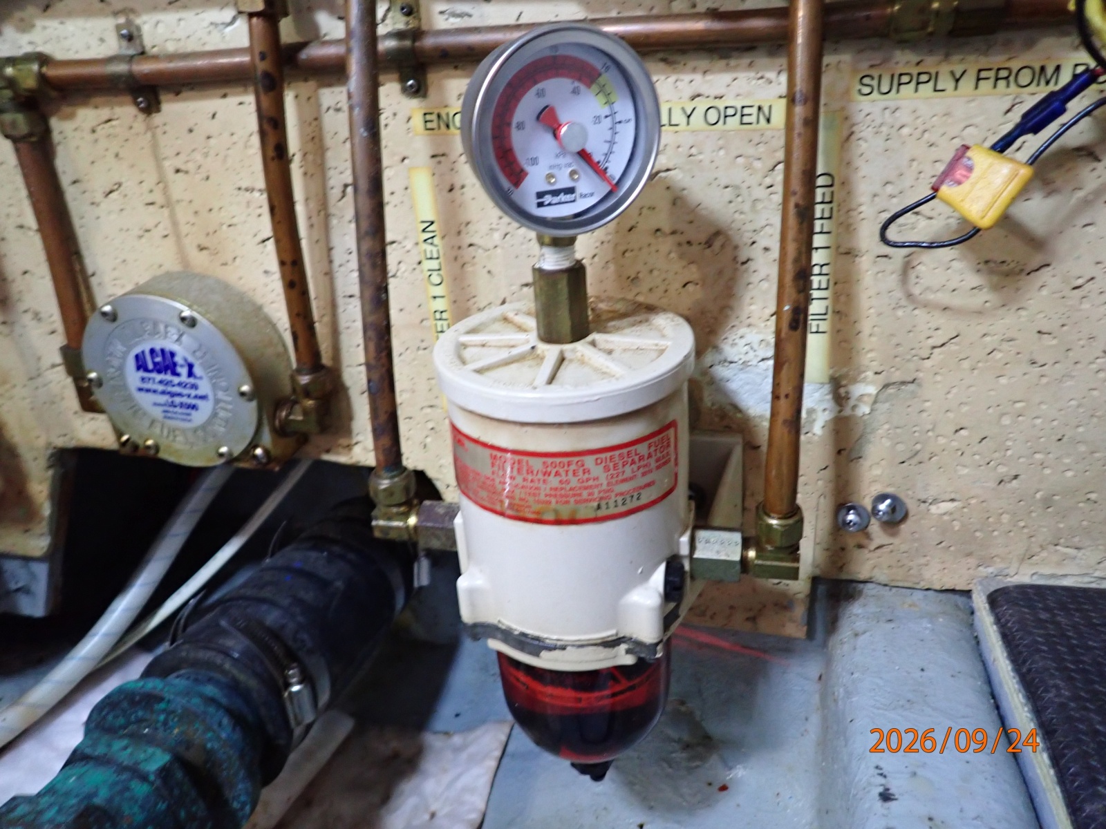 36' Monk port Racor fuel filter