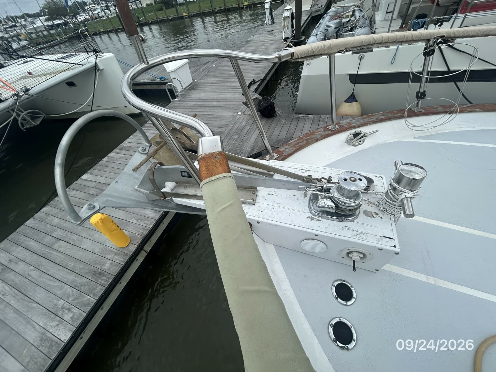 36' Monk anchor windlass1